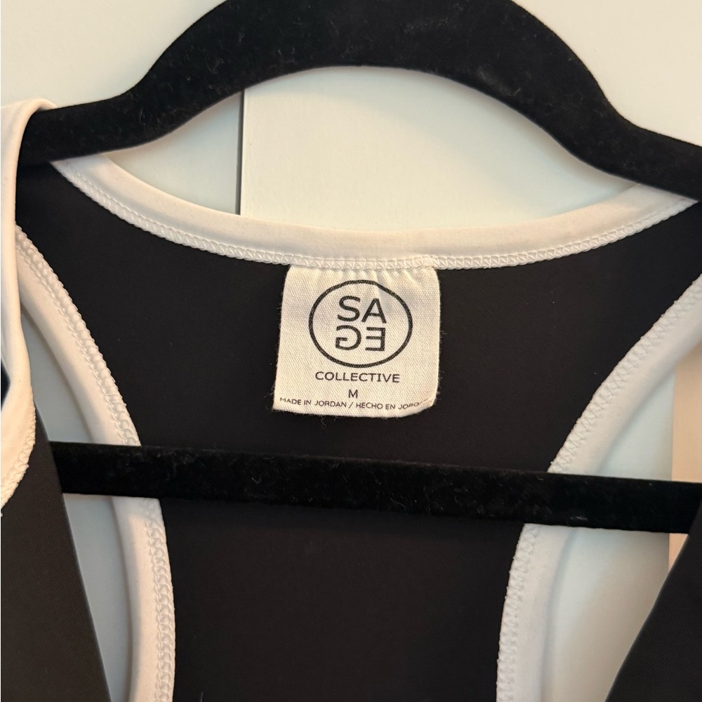 Costco - discontinued athletic dress - Picture 5 of 5
